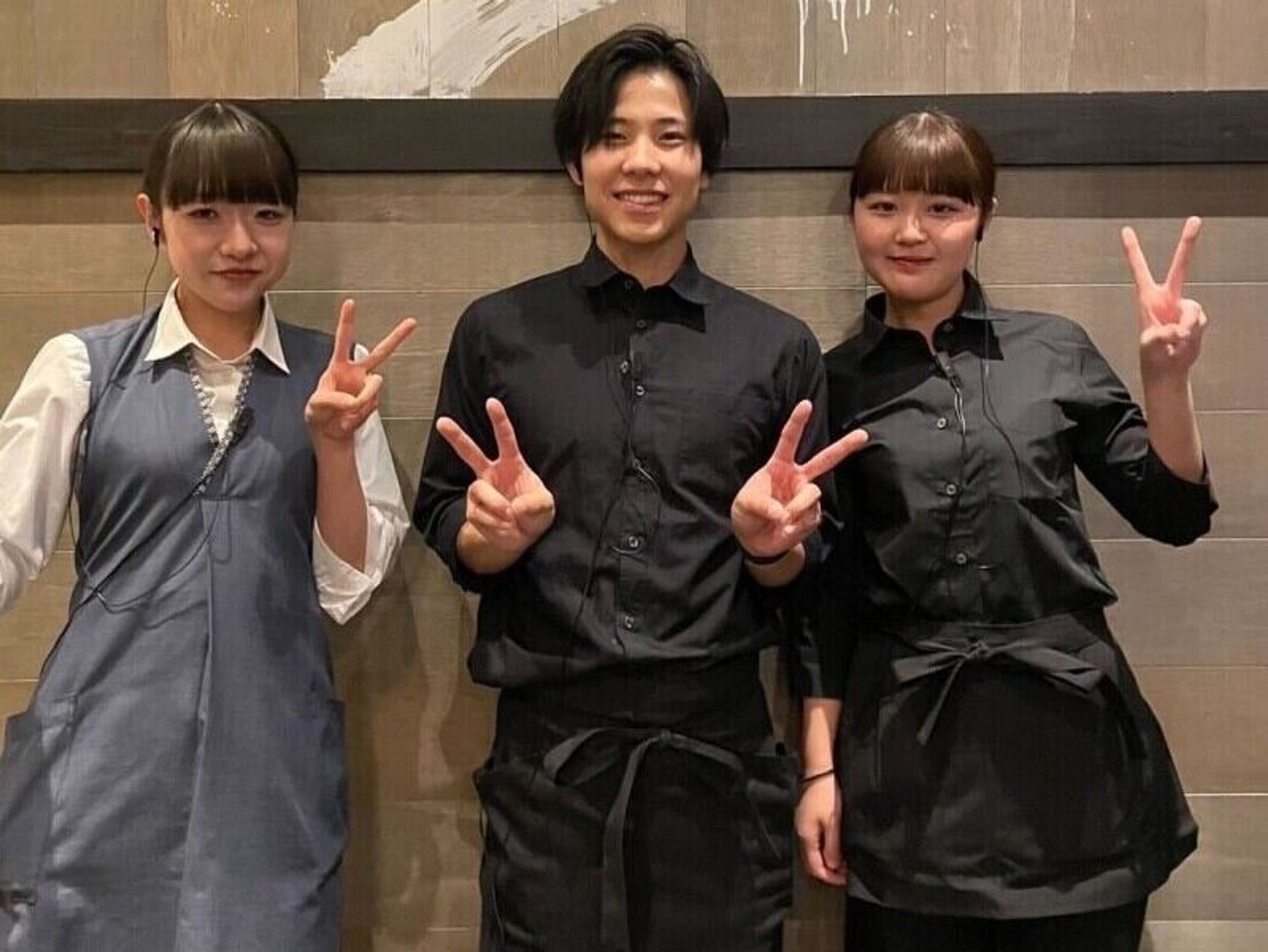 ホールスタッフ